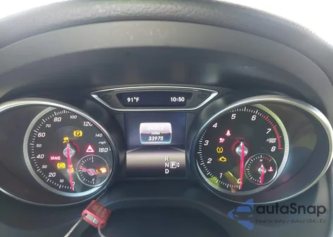 2020 Mercedes-Benz Gla 250 4Matic z USA, uszkodzony, nr VIN WDCTG4GBXLU023574